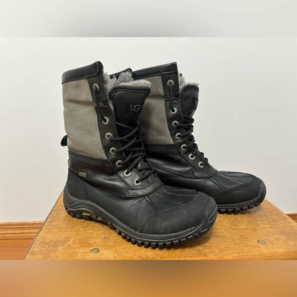 UGG Adirondack Winter Boots - Picture 9 of 9